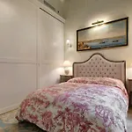 Villa A Luxurious Palazzo In Valetta With Private Pool By 360 Estates Valletta