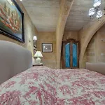 Villa A Luxurious Palazzo In Valetta With Private Pool By 360 Estates Valletta