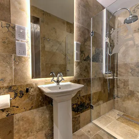 A Luxurious Palazzo In Valetta With Private Pool By 360 Estates Вилла *