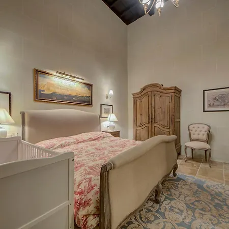 A Luxurious Palazzo In Valetta With Private Pool By 360 Estates *