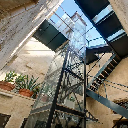 A Luxurious Palazzo In Valetta With Private Pool By 360 Estates *