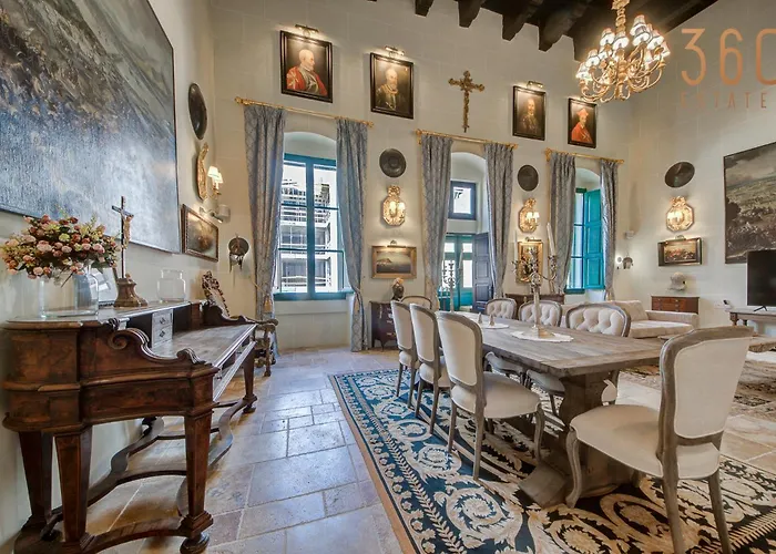 A Luxurious Palazzo In Valetta With Private Pool By 360 Estates *