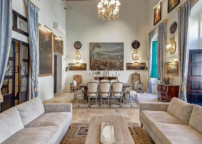 A Luxurious Palazzo In Valetta With Private Pool By 360 Estates *