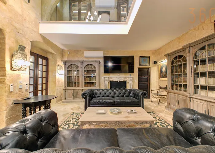 A Luxurious Palazzo In Valetta With Private Pool By 360 Estates * Valeta