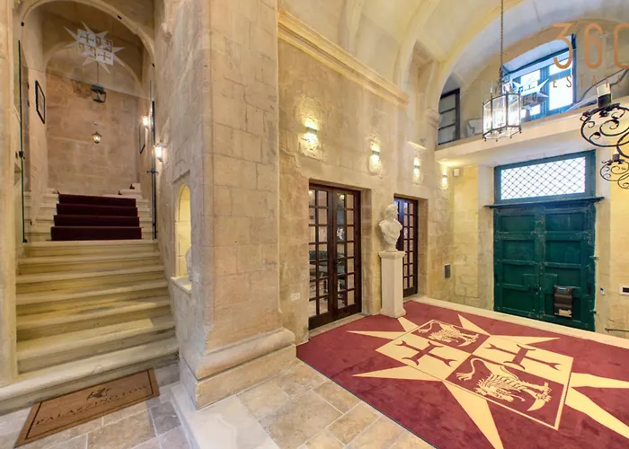Villa A Luxurious Palazzo In Valetta With Private Pool By 360 Estates