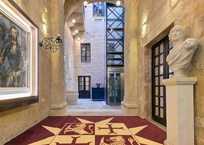 A Luxurious Palazzo In Valetta With Private Pool By 360 Estates Valeta