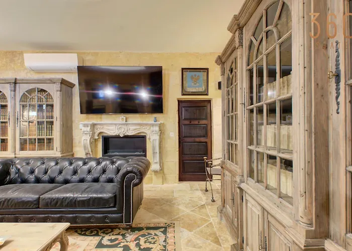 A Luxurious Palazzo In Valetta With Private Pool By 360 Estates * Valeta