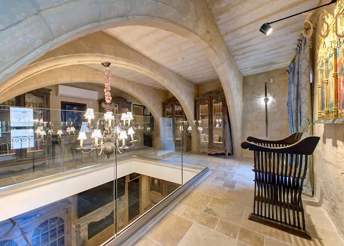 A Luxurious Palazzo In Valetta With Private Pool By 360 Estates