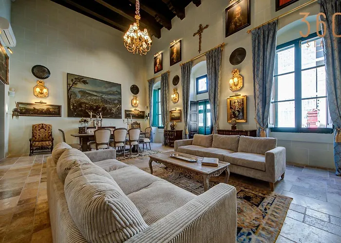 A Luxurious Palazzo In Valetta With Private Pool By 360 Estates