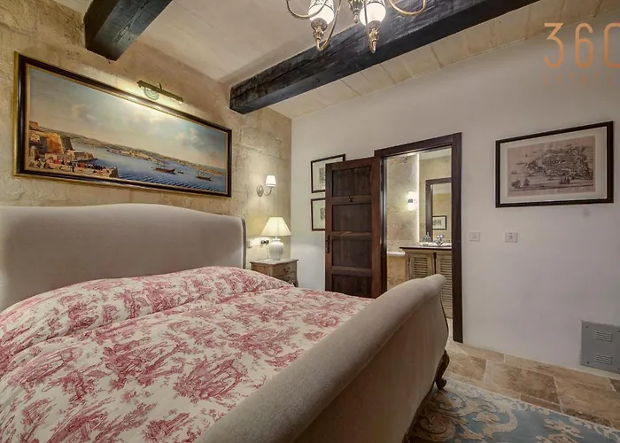 A Luxurious Palazzo In Valetta With Private Pool By 360 Estates * Valeta