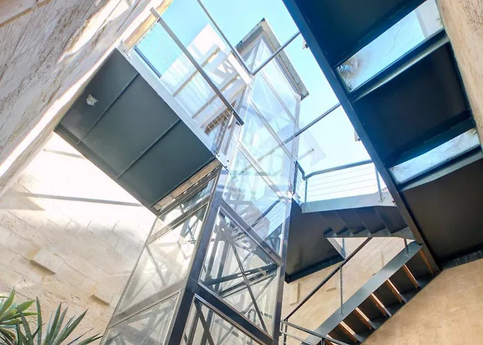 Villa A Luxurious Palazzo In Valetta With Private Pool By 360 Estates *