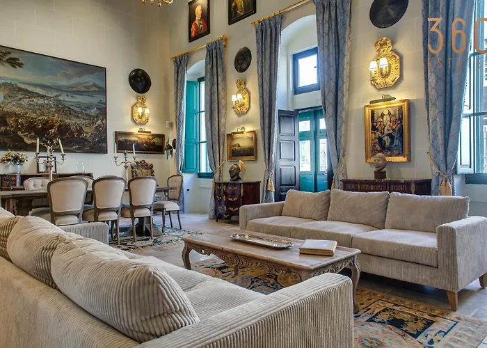 A Luxurious Palazzo In Valetta With Private Pool By 360 Estates * Valeta