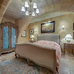 A Luxurious Palazzo In Valetta With Private Pool By 360 Estates Villa *