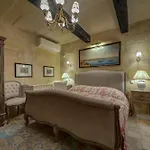 A Luxurious Palazzo In Valetta With Private Pool By 360 Estates *