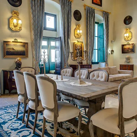 A Luxurious Palazzo In Valetta With Private Pool By 360 Estates * Valletta