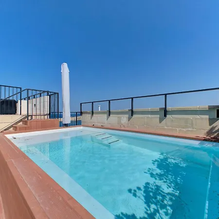 A Luxurious Palazzo In Valetta With Private Pool By 360 Estates Villa