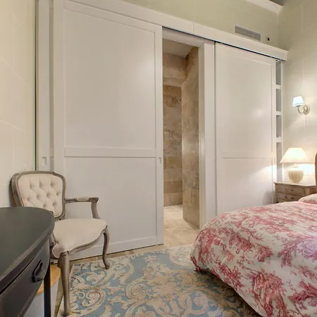 A Luxurious Palazzo In Valetta With Private Pool By 360 Estates *
