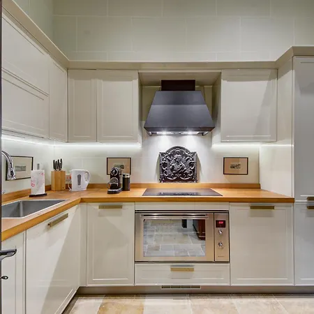 A Luxurious Palazzo In Valetta With Private Pool By 360 Estates Вилла *