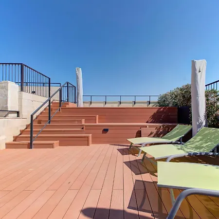 Villa A Luxurious Palazzo In Valetta With Private Pool By 360 Estates
