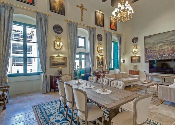 A Luxurious Palazzo In Valetta With Private Pool By 360 Estates Valletta